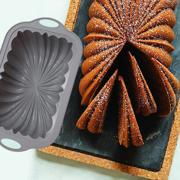 Meibum Fluted Silicone Loaf Pan – Food Grade Bundt Cake and Bread Mould